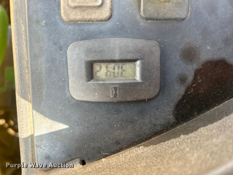 image for item NB9435 2012 John Deere  Z425 ZTR lawn mower