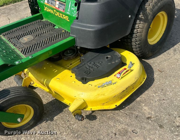 image for item NB9435 2012 John Deere  Z425 ZTR lawn mower