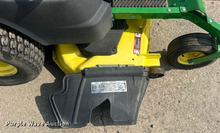 image for item NB9435 2012 John Deere  Z425 ZTR lawn mower