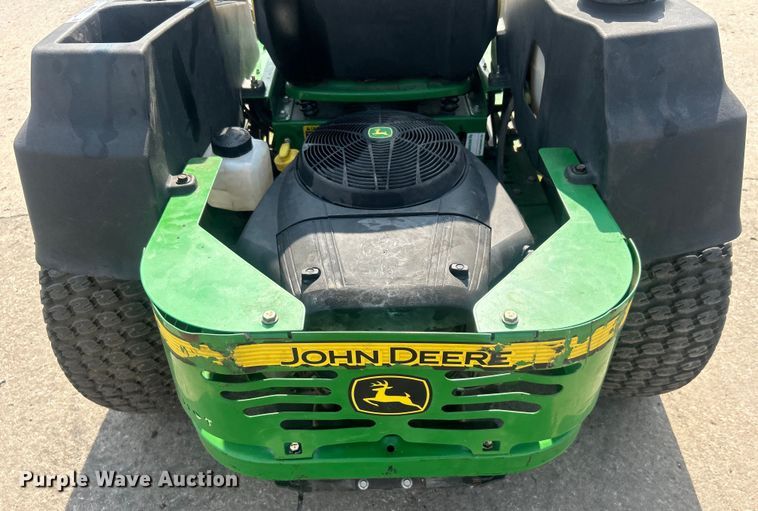 image for item NB9435 2012 John Deere  Z425 ZTR lawn mower