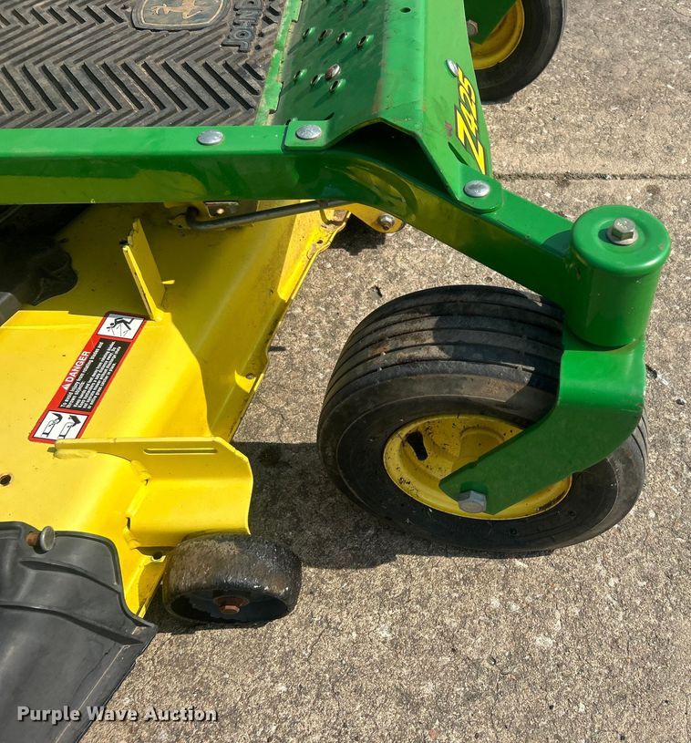 image for item NB9435 2012 John Deere  Z425 ZTR lawn mower