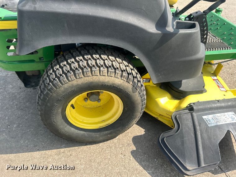 image for item NB9435 2012 John Deere  Z425 ZTR lawn mower