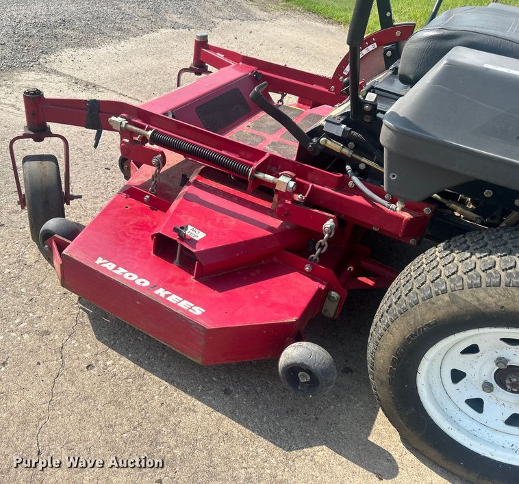 image for item NB9436 Yazoo/Kees ZT Max ZTR lawn mower