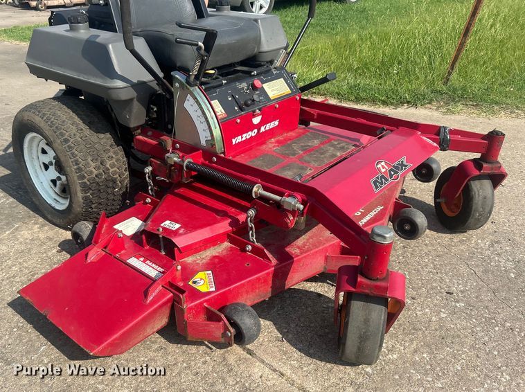image for item NB9436 Yazoo/Kees ZT Max ZTR lawn mower
