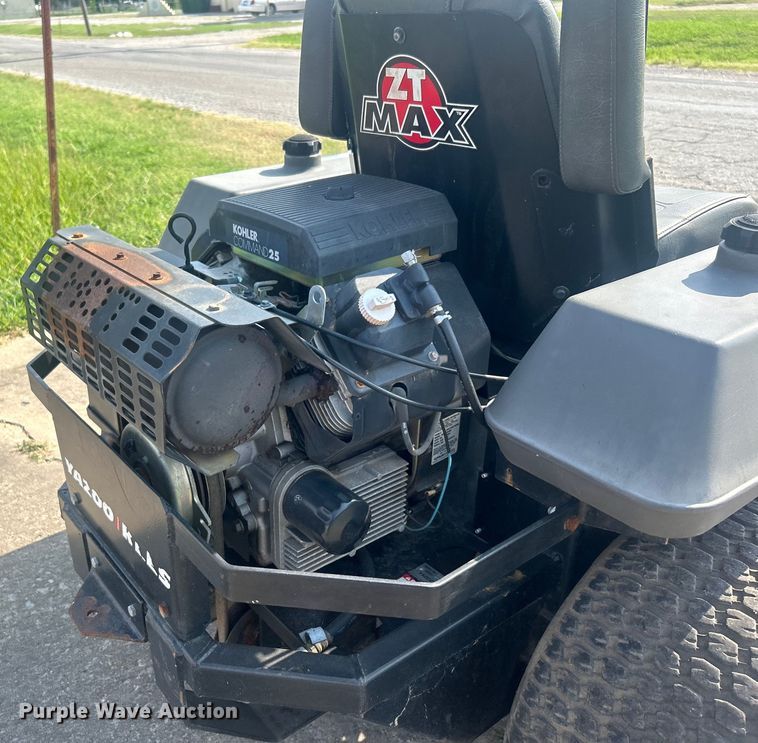 image for item NB9436 Yazoo/Kees ZT Max ZTR lawn mower