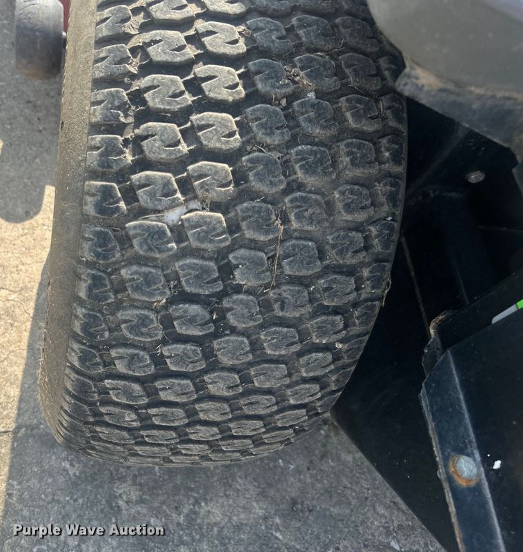 image for item NB9436 Yazoo/Kees ZT Max ZTR lawn mower