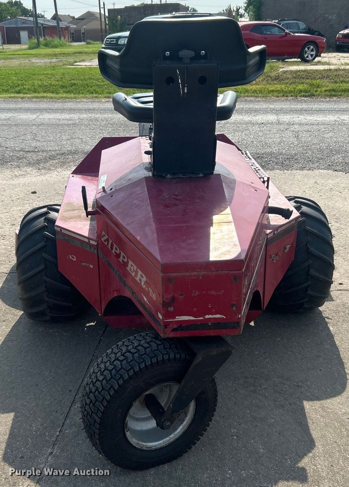 image for item NB9437 Zipper  TS ZTR lawn mower