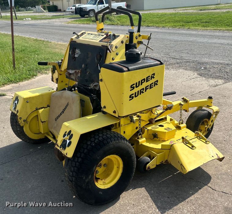 image for item NB9443 Great Dane GDSSZ17KAE ZTR lawn mower