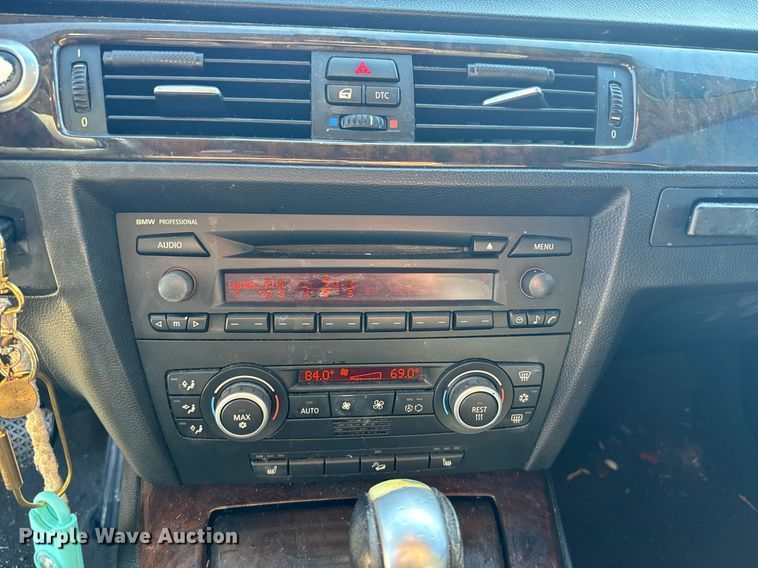 image for item NF9335 2007 BMW   328xi 