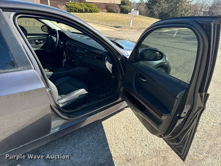 image for item NF9335 2007 BMW   328xi 