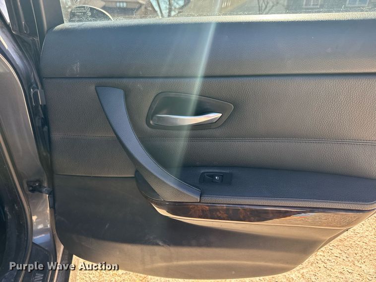 image for item NF9335 2007 BMW   328xi 