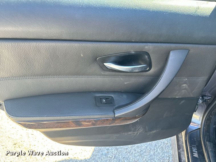 image for item NF9335 2007 BMW   328xi 