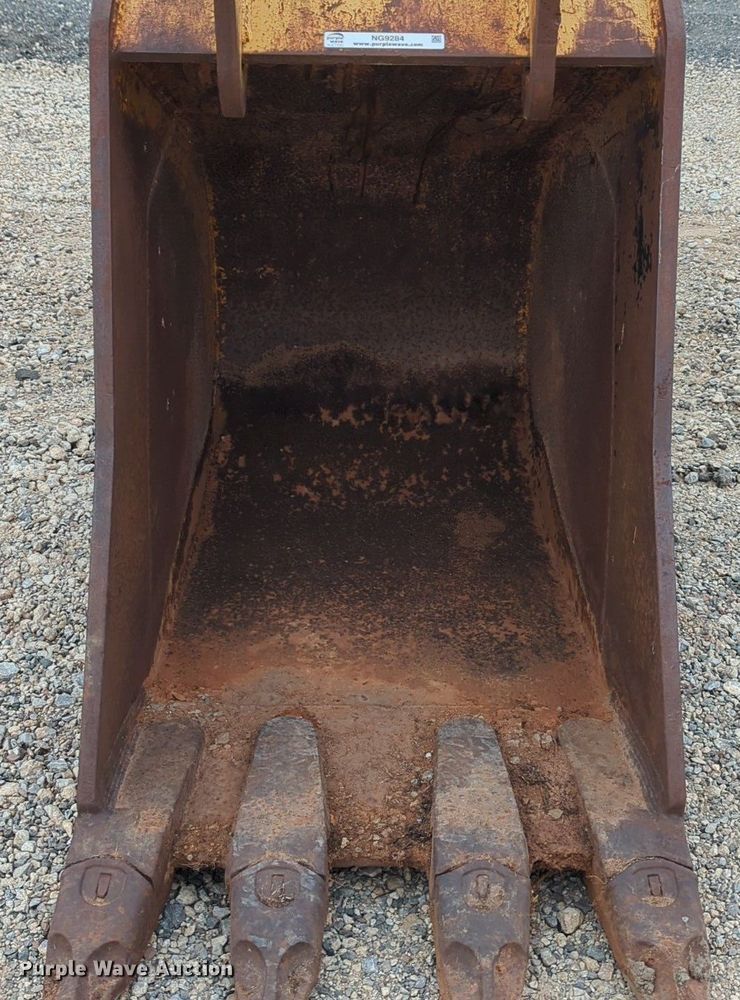 image for item NG9284 CP excavator bucket