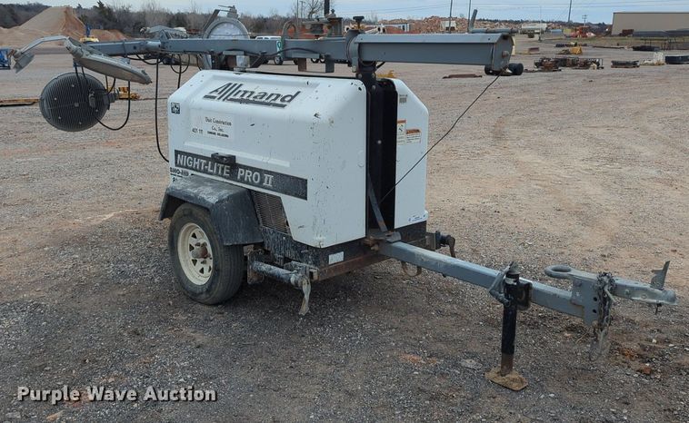 image for item NG9285 2013 Allmand Bros Night-Lite Pro II light plant