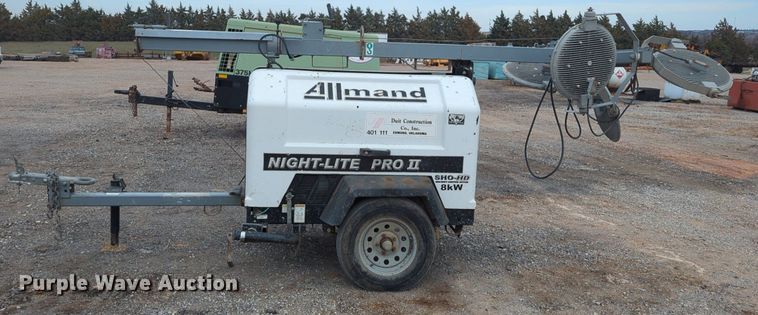 image for item NG9285 2013 Allmand Bros Night-Lite Pro II light plant