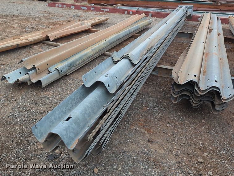 image for item NG9297 Approximately 50 guard rails 