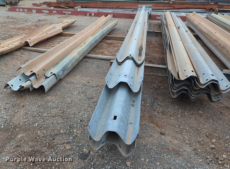 image for item NG9297 Approximately 50 guard rails 