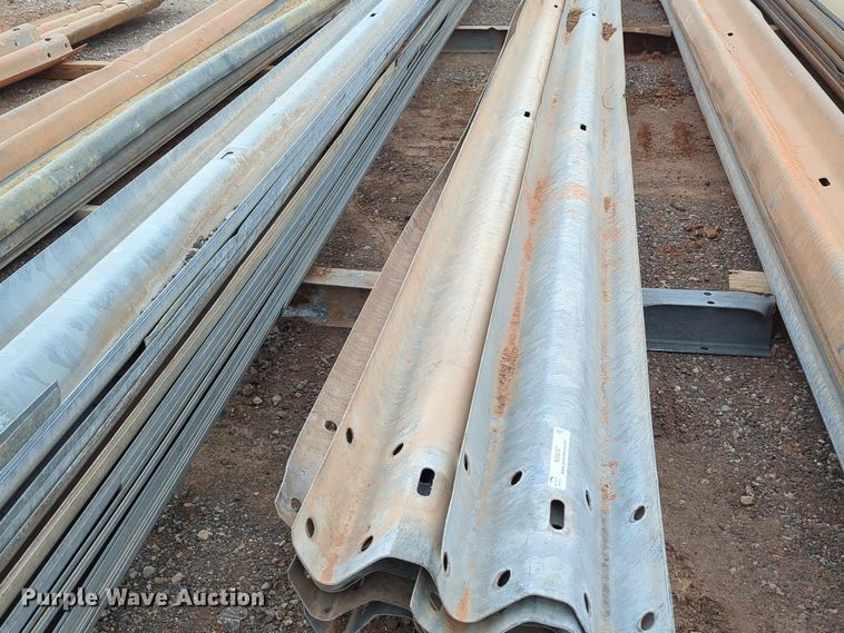 image for item NG9297 Approximately 50 guard rails 