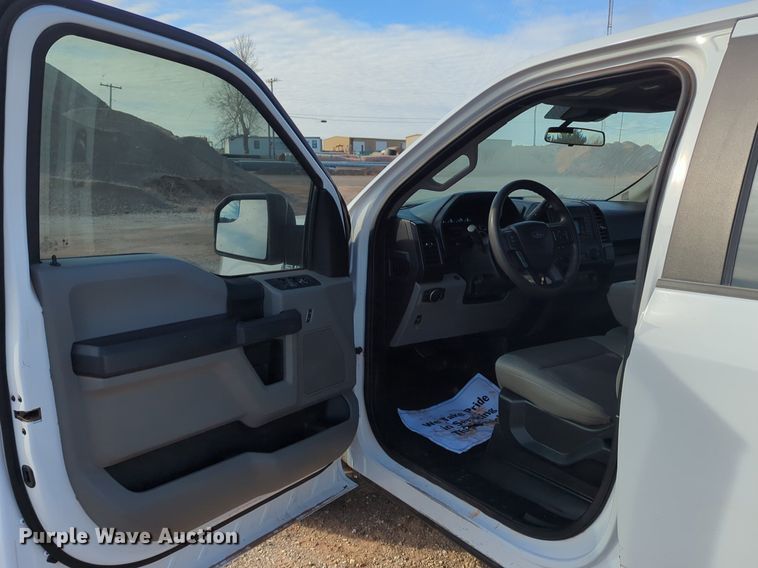 image for item NG9300 2019 Ford F150 SuperCrew pickup truck