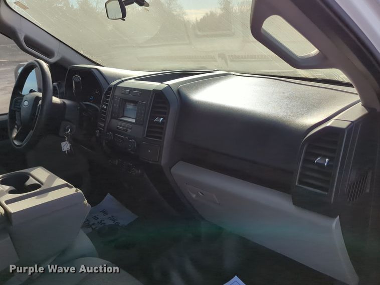 image for item NG9300 2019 Ford F150 SuperCrew pickup truck