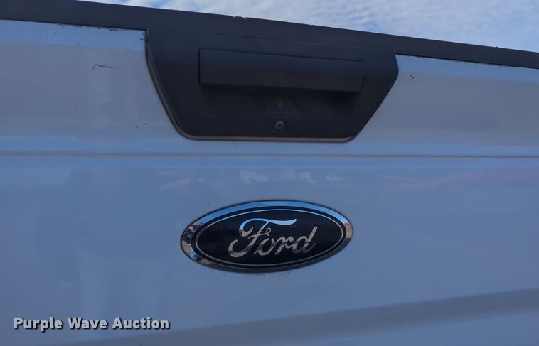image for item NG9302 2015 Ford F150 SuperCrew pickup truck