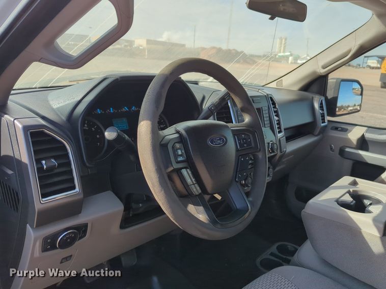 image for item NG9302 2015 Ford F150 SuperCrew pickup truck