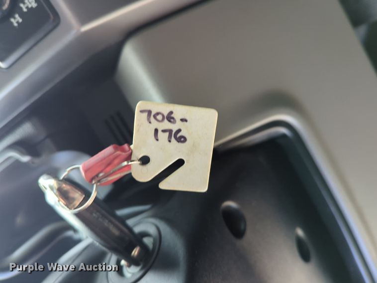 image for item NG9302 2015 Ford F150 SuperCrew pickup truck