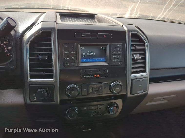 image for item NG9302 2015 Ford F150 SuperCrew pickup truck