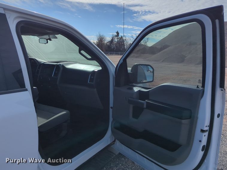 image for item NG9302 2015 Ford F150 SuperCrew pickup truck