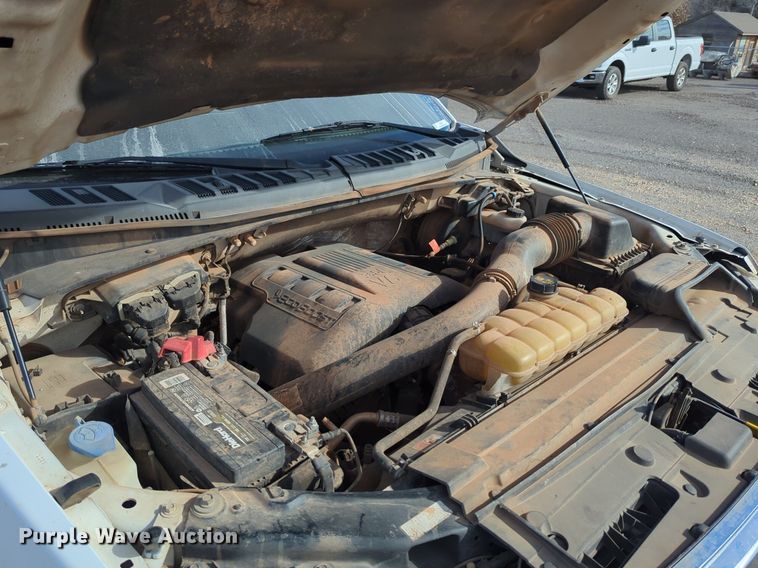 image for item NG9302 2015 Ford F150 SuperCrew pickup truck