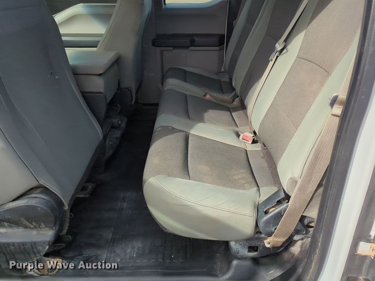 image for item NG9303 2016 Ford F150 SuperCab pickup truck