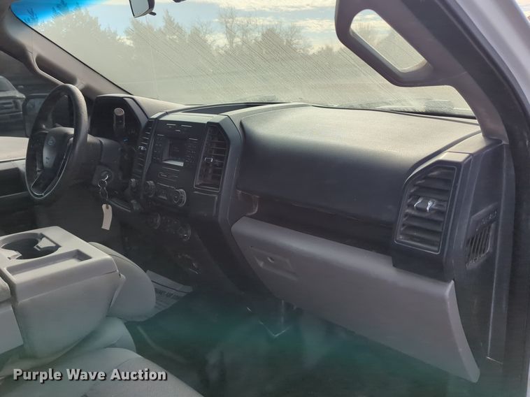 image for item NG9303 2016 Ford F150 SuperCab pickup truck