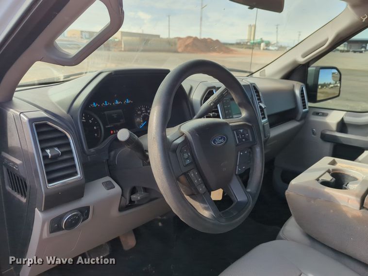 image for item NG9304 2016 Ford F150 SuperCrew pickup truck