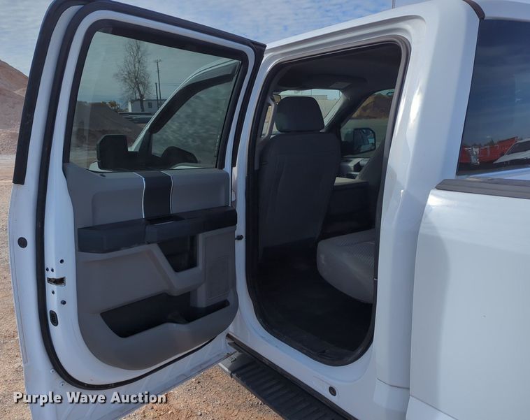 image for item NG9304 2016 Ford F150 SuperCrew pickup truck