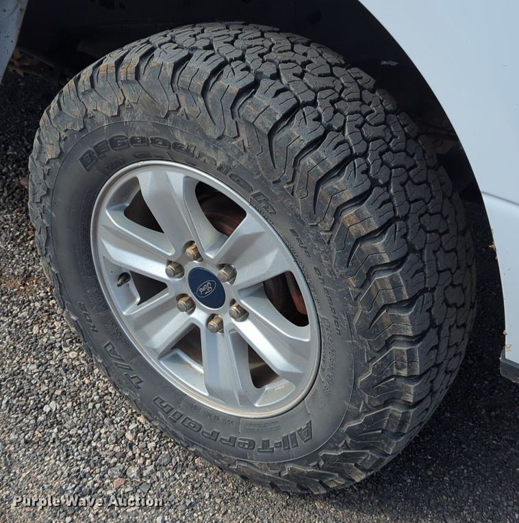 image for item NG9304 2016 Ford F150 SuperCrew pickup truck