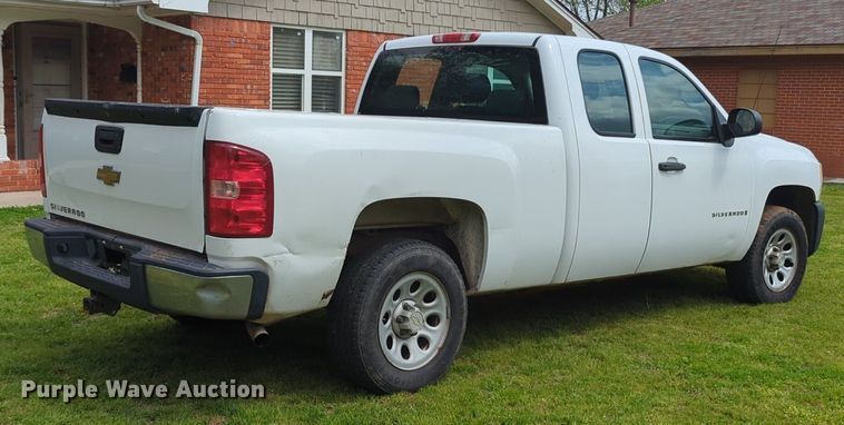 image for item NG9492 2008 Chevrolet Silverado 1500 Ext. Cab pickup truck