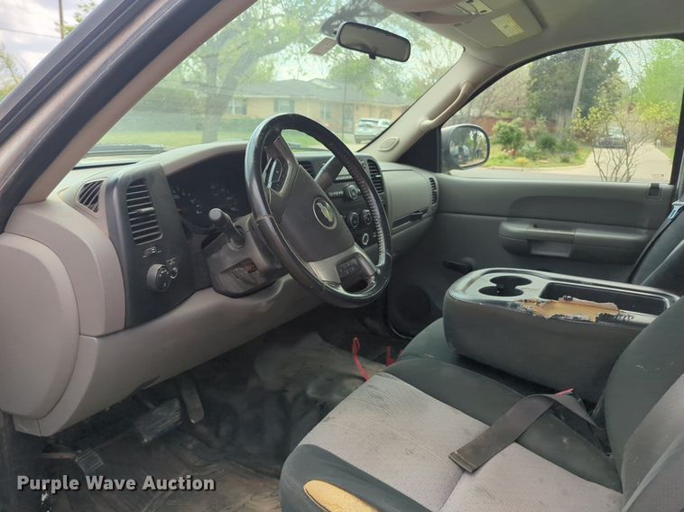 image for item NG9492 2008 Chevrolet Silverado 1500 Ext. Cab pickup truck