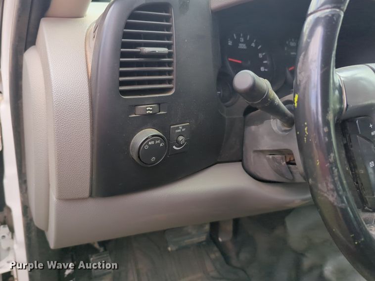 image for item NG9492 2008 Chevrolet Silverado 1500 Ext. Cab pickup truck