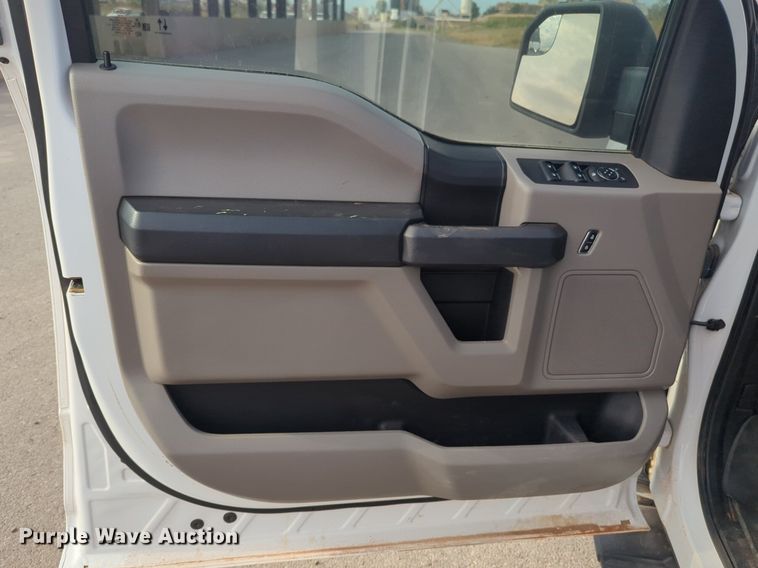 image for item NG9911 2020 Ford F150 SuperCrew pickup truck