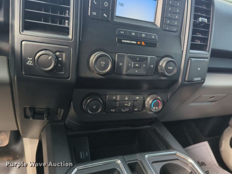 image for item NG9911 2020 Ford F150 SuperCrew pickup truck