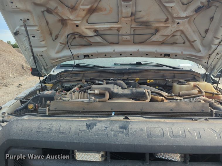 image for item NG9912 2014 Ford  F250 Super Duty  SuperCab utility bed pickup truck