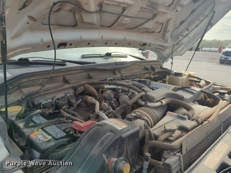 image for item NG9912 2014 Ford  F250 Super Duty  SuperCab utility bed pickup truck