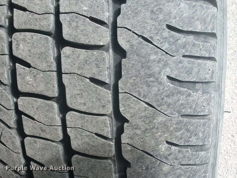 image for item NG9912 2014 Ford  F250 Super Duty  SuperCab utility bed pickup truck