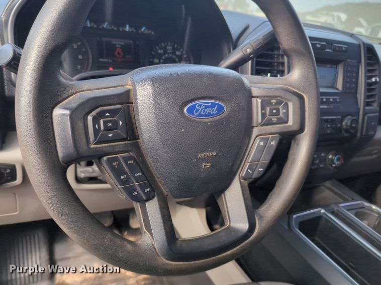 image for item NG9913 2018 Ford  F150 SuperCrew pickup truck