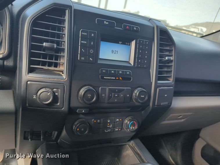 image for item NG9913 2018 Ford  F150 SuperCrew pickup truck