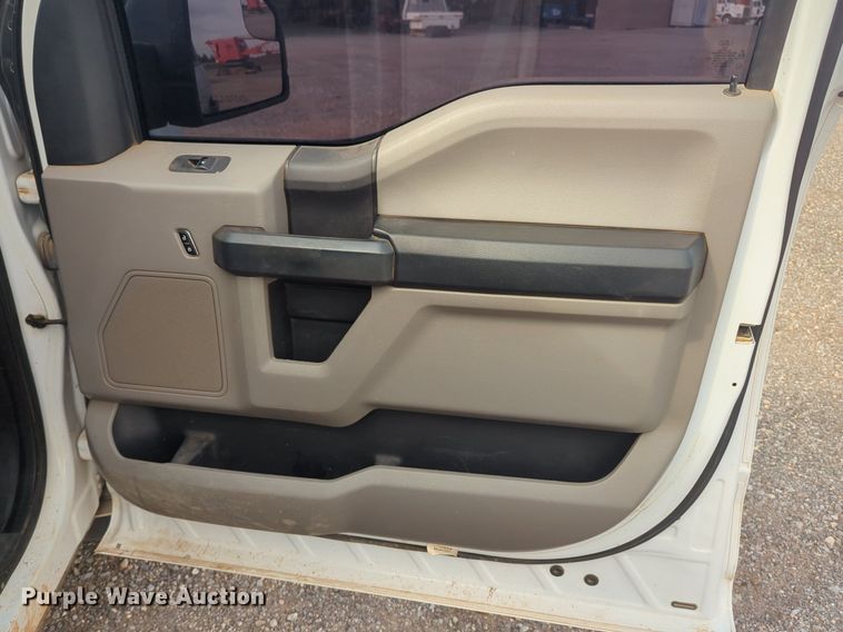 image for item NG9913 2018 Ford  F150 SuperCrew pickup truck