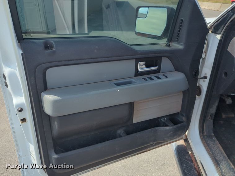 image for item NG9916 2013 Ford F150 SuperCab pickup truck