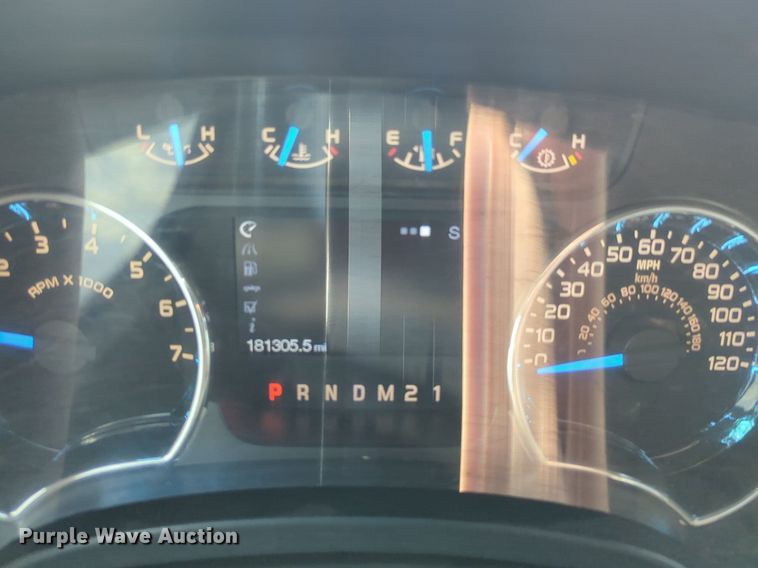 image for item NG9916 2013 Ford F150 SuperCab pickup truck