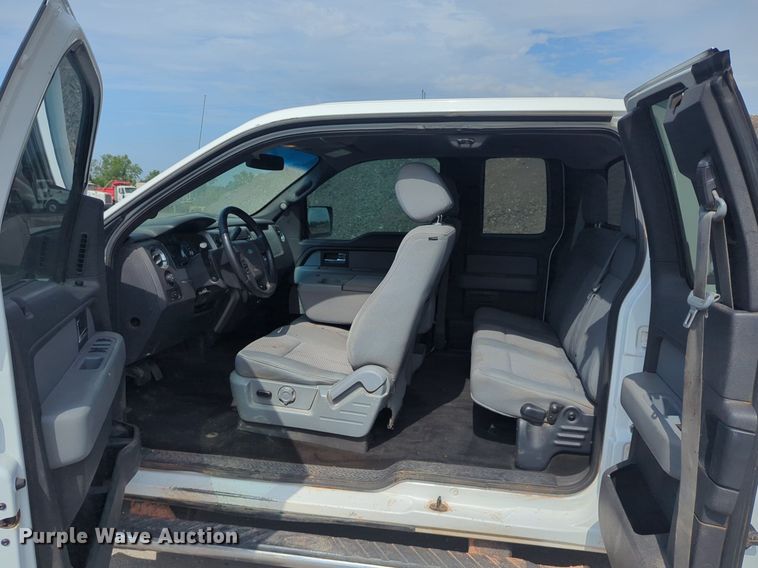 image for item NG9916 2013 Ford F150 SuperCab pickup truck