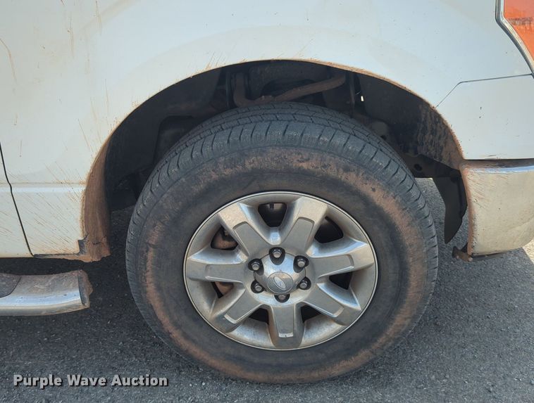 image for item NG9916 2013 Ford F150 SuperCab pickup truck